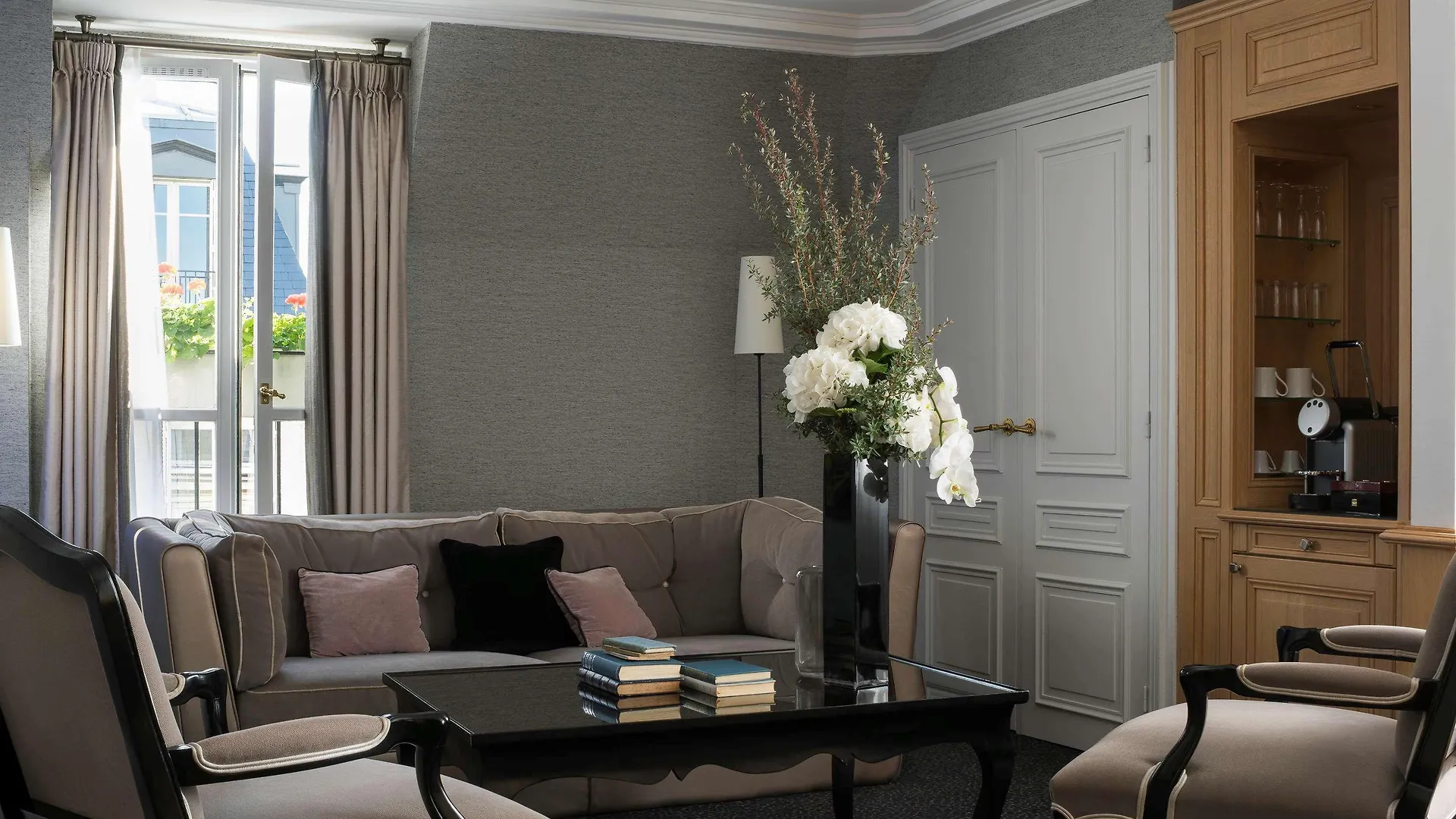 ***** Otel Sofitel Paris Baltimore Tour Eiffel Fransa