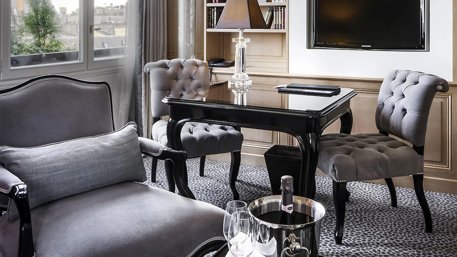 Sofitel Paris Baltimore Tour Eiffel