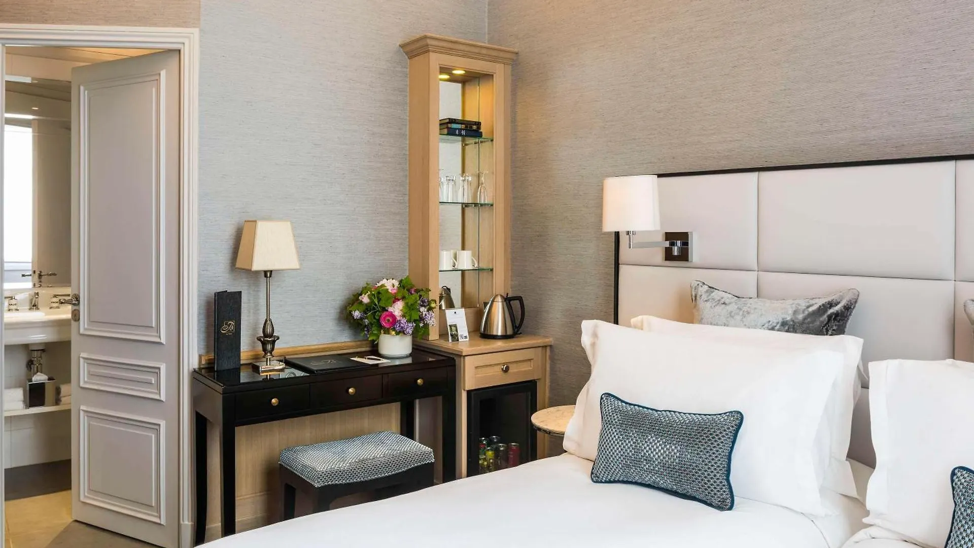 Sofitel Paris Baltimore Tour Eiffel France